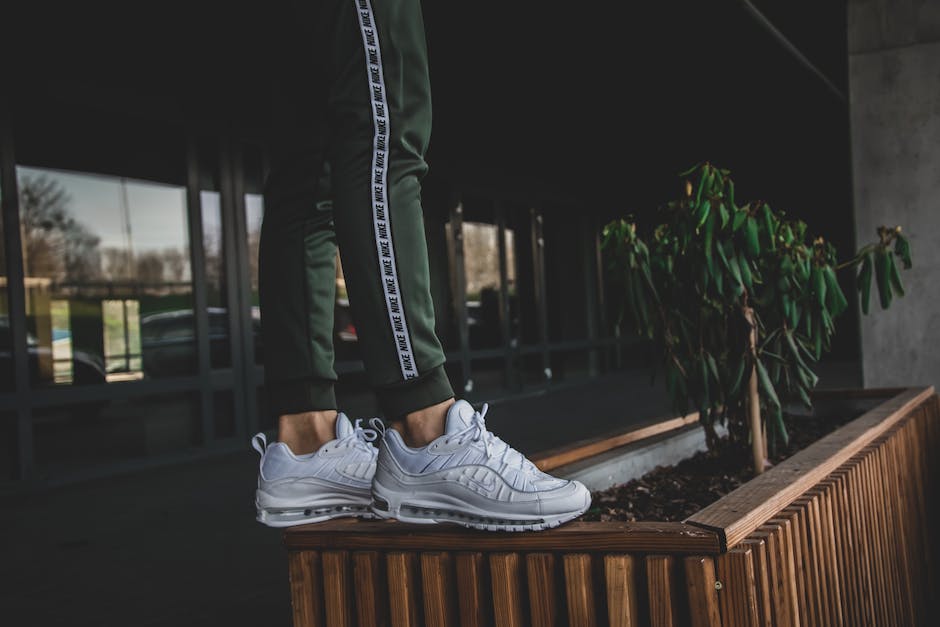 Streetwear and Fashion Trends in California for 2023