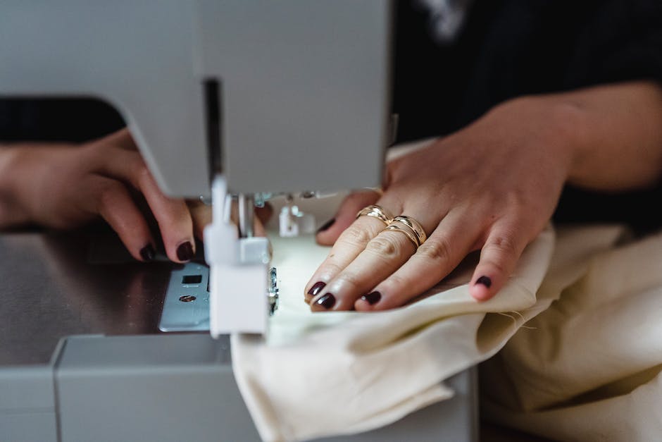 The benefits of sustainable and on-demand fashion production in California