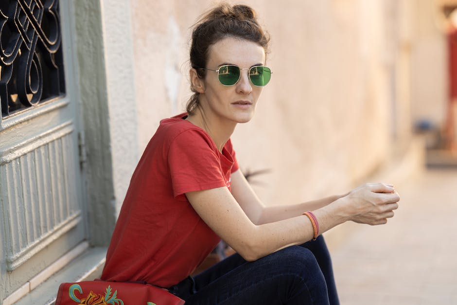 Cannabis lifestyle clothing brand that blends fashion and function: How to style for different occasions