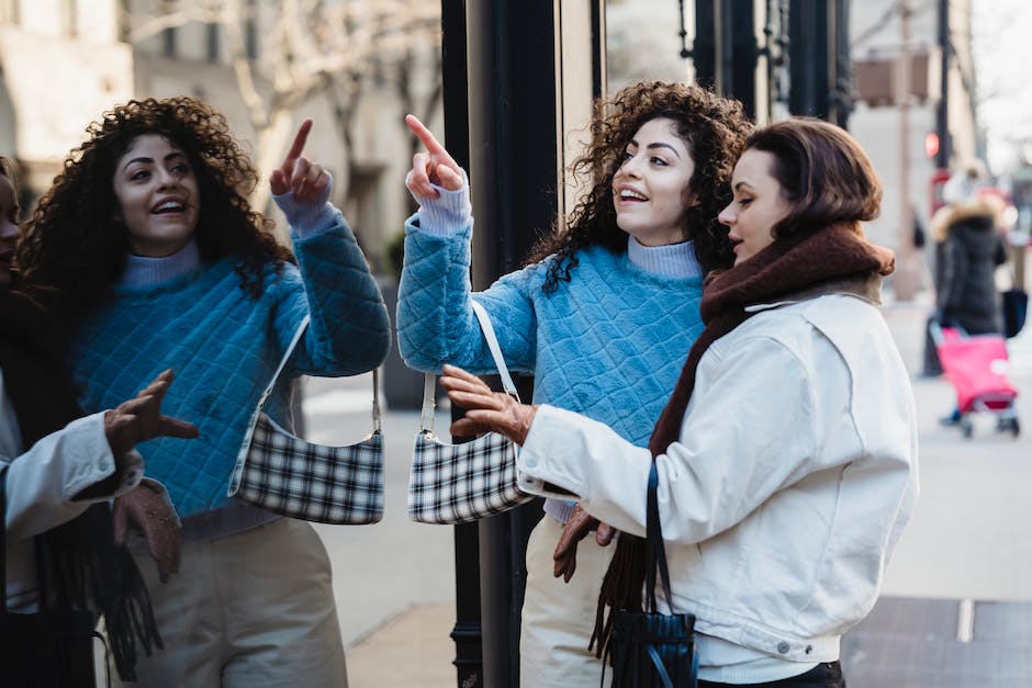 Cannabis lifestyle clothing brand that blends fashion and function: How to style for different occasions