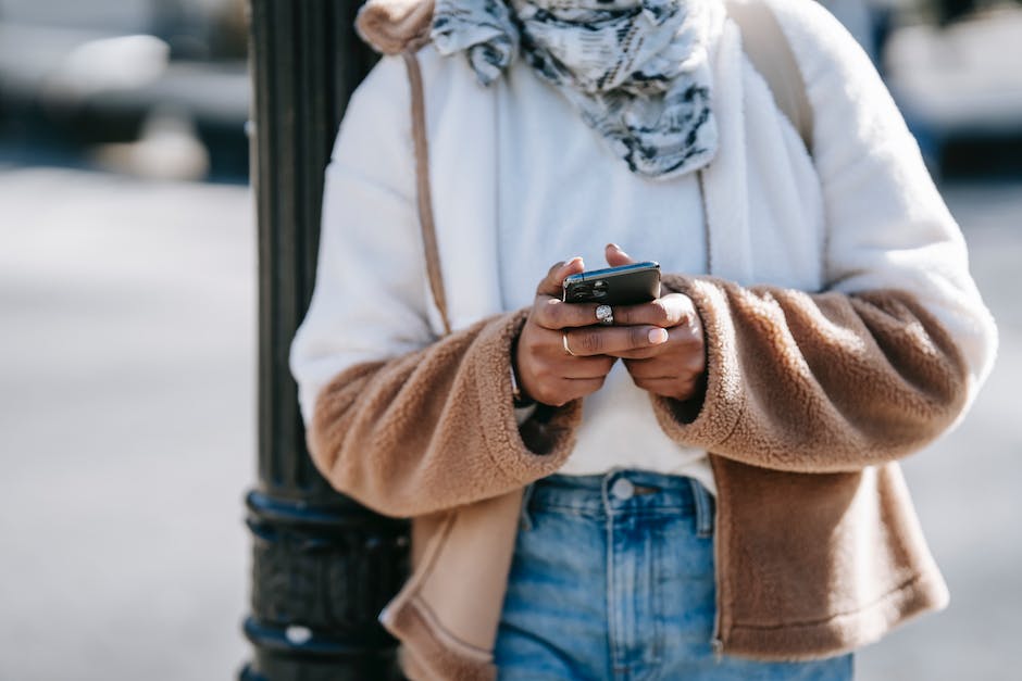 Cannabis lifestyle clothing brand that blends fashion and function: How to style for different occasions