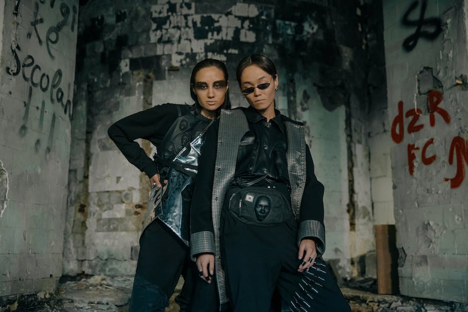 High-Fashion: California's Most Stylish Cannabis-Themed Clothing and Accessories