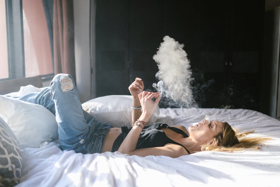 The Evolution of Cannabis Culture Clothing: From Counterculture to Mainstream